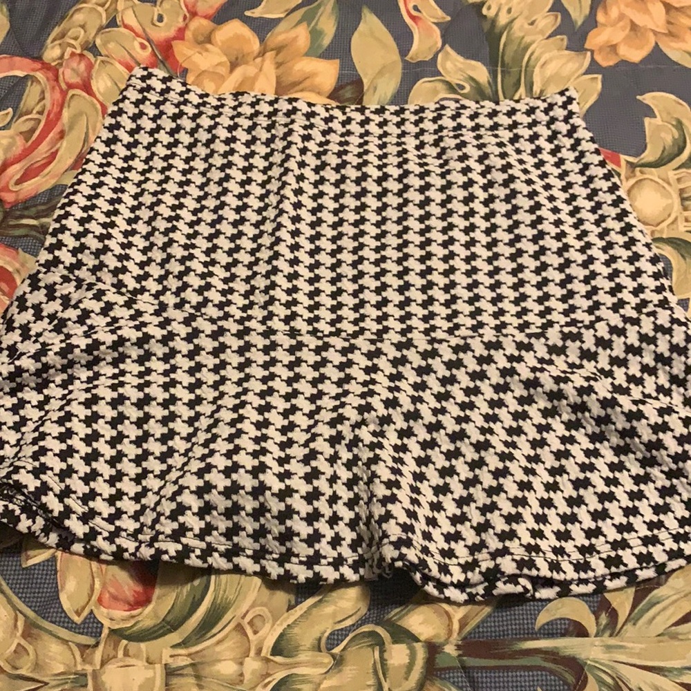 Stoosh skirt super cute